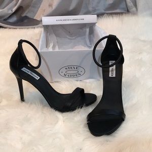 Steve Madden Soph Sandal